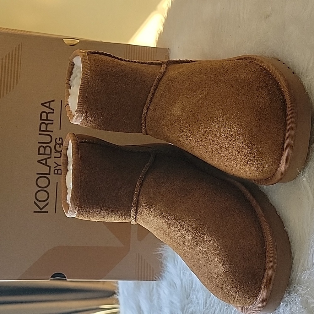 🎉HOST PICK🎉🔥NeW🔥kookaburra by UGG Burra Mini Size 12 - Picture 1 of 10